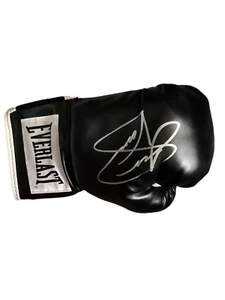 Jesse Vargas Signed boxing glove Promotions & Graphz Authentication - Picture 1 of 1