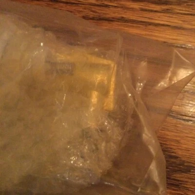 MERCEDES BENZ W124 1994 1995 E320 E 320 COUPE OR CONVERTIBLE ONLY FUEL PUMP NEW - Image 1 of 4