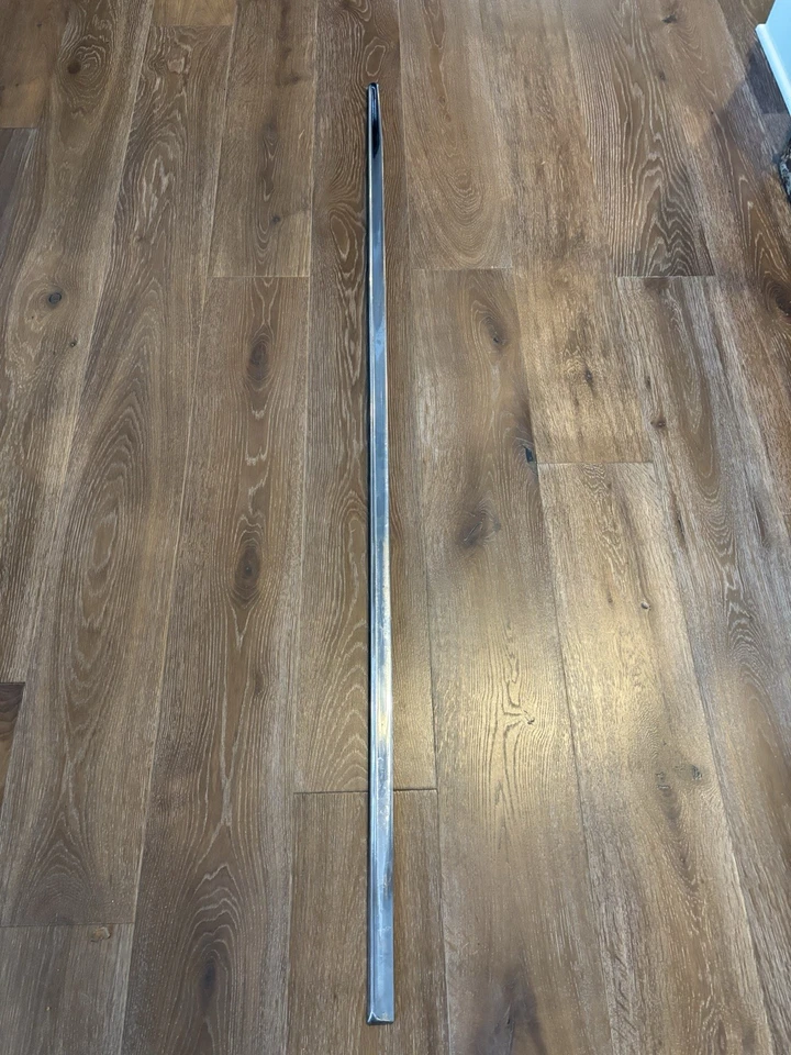 1949 1950 Mercury RH четверть молдинг 68-1/4" - Изображение 1 из 4