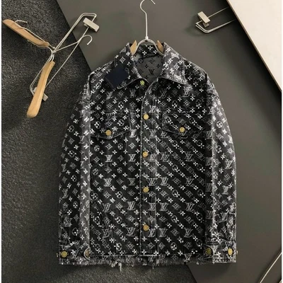 Chaqueta vaquera Louis Vuitton estrás, ajuste grande, negra o azul claro, para hombre” Foto 1 de 4