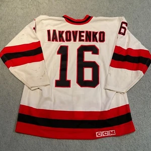 USSR PENGUINS Iakovenko #16 white CCM size 54 signed on front game used jersey - Picture 1 of 2