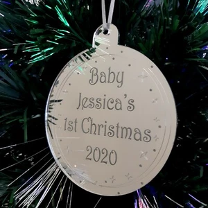 Bauble "Baby's 1st Christmas" Engraved Christmas Tree Decoration Mirrored - Imagen 1 de 4
