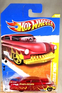 2010 Hot Wheels #30 New Models 30/44 '49 DRAG MERC Red w/Gold 5 Spokes '11 Card - Picture 1 of 5