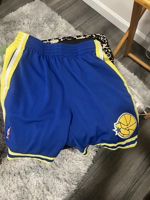 NEW Mitchell & Ness 1995-96 Golden State Warriors Authentic Shorts NWT RARE HWC - Image 1 of 3