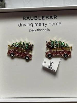 Baublebar 红色卡车驾驶快乐家庭圣诞耳环 — 第 1/3 张图片