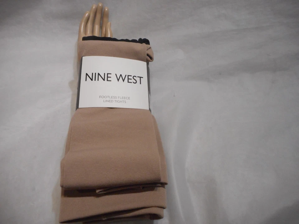 Medias Nine WEST para mujer sin pies forradas de vellón 2 pares beige/negro talla S/M y L/XL Foto 1 de 4