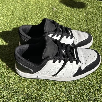 Nike Jordan Nu ретро 1 низкий G университетский черный DV5141-100 - Изображение 1 из 4