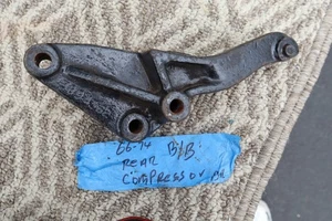 66-74  C2 C3 Corvette AC Compressor Bracket--GM #3894362--Survivor! - Bild 1 von 1
