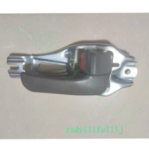 1x Marco de manija interior de puerta trasera derecha para Toyota Land Cruiser LC80 1991-1997 - Imagen 1 de 1
