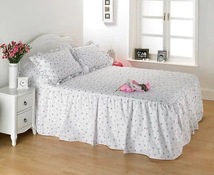 DIANA COWPE Rosebud Traditional Floral Print Bedspread Set w/ shams MADE IN UK   - Picture 1 of 6