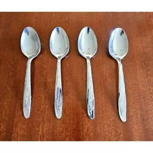 Oneida Roseanne Pattern Stainless Flatware Set of 4 Soup Spoons - Picture 1 of 6