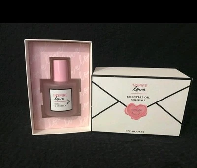 Bath and body works Inspire Love Rose Vanilla Eau De Parfum 1.7 Fl Oz Foto 1 de 3