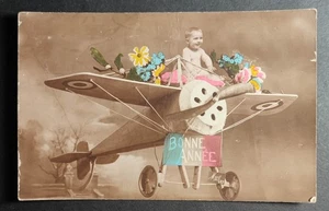 Cartolina Cpa Francia Buon Anno Bebè Aereo Fiori Old Card 0013 - Picture 1 of 2