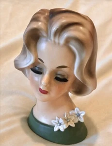 Vintage Head Vase AS IS NAPCO WARE C-6526 - Picture 1 of 9