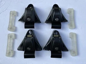 Set Of 4 Yakima Q Towers with Locks and Key + Q101 Clips + “F” Rubber pads - Picture 1 of 4