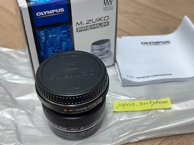 OLYMPUS M. ZUIKO DIGITAL ED 12mm F/2.0 Black - Image 1 of 4