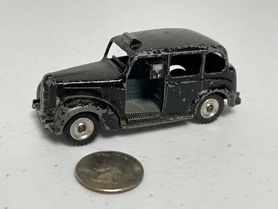 Dinky Toys 254 Austin Taxi - Image 1 of 4