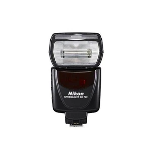 Nikon SB-700 Speedlight TTL Flash Near Mint Condition JAPAN - Picture 1 of 4