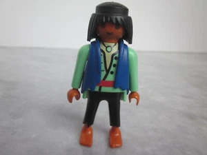 Playmobil Figure Pirate Barefoot - Ragged Clothes Tanned Skin - Picture 1 of 4