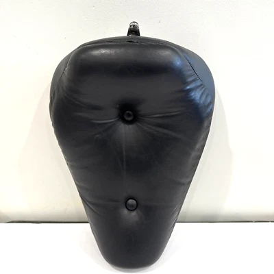 Asiento individual con volante genuino Harley Davidson XL 883 1200 Sportster Hugger 1983-2003 Foto 1 de 4