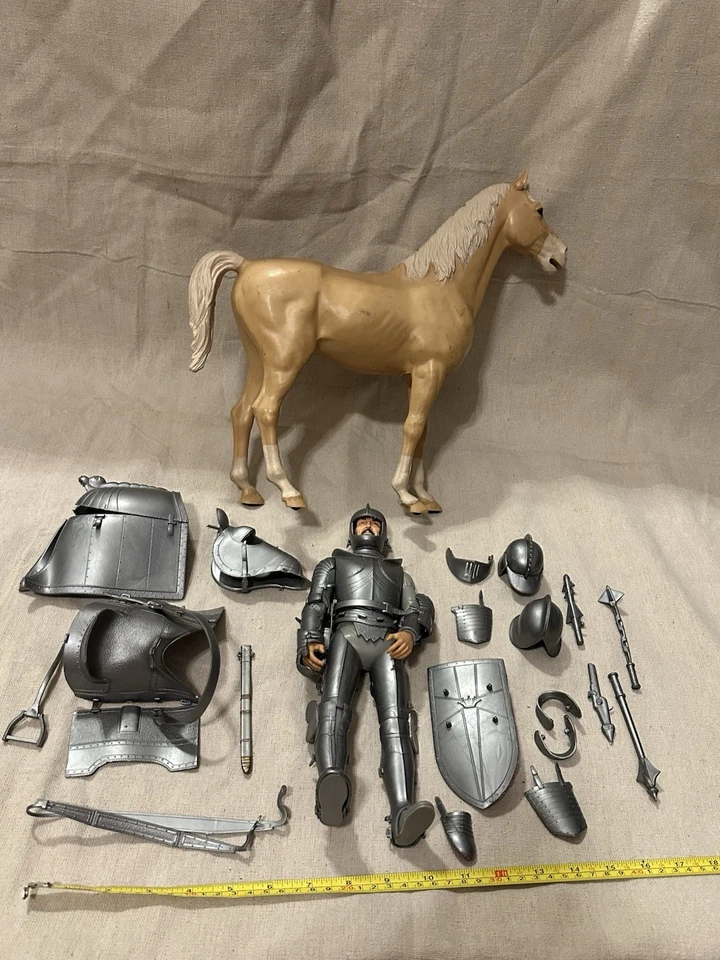 Vtg MARX VALOR SILVER KNIGHT Sir Stuart & HORSE Accessories Suit Armor - Image 1 of 4