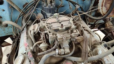 Carburador Chevy C10 1973 fabricante original 4 Bbl Foto 1 de 4
