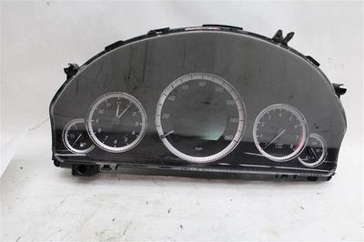 Used Speedometer Gauge fits: 2010 Mercedes-benz Mercedes e-class 212 Type Sdn E3 Foto 1 de 4