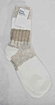Old Navy Socks Crew 女式全新均码 — 第 1/4 张图片