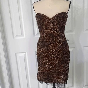 BCBGMaxAzria braunes trägerloses figurbetontes Kleid für Cocktail - Bild 1 von 12