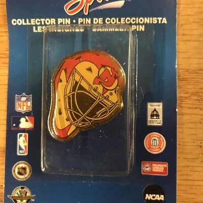 Wincraft Sports NHL Lapel Pin - New Jersey Devils Foto 1 de 3