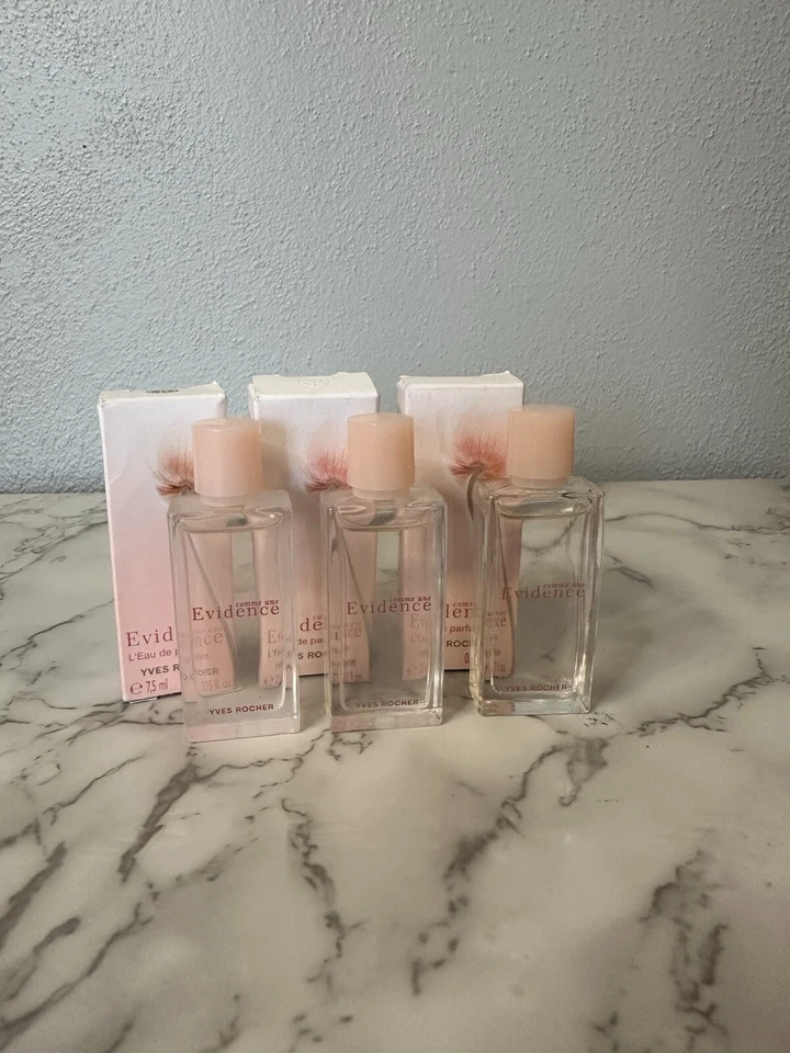 Juego de 3 Perfumes Tamaño Viaje Yves Rocher Comme Une EVIDENCE. Nuevo en caja. 0,25 OZ Foto 1 de 4