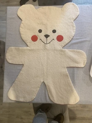 Плюшевый ковер или настенный ковер  - Изображение 1 из 3