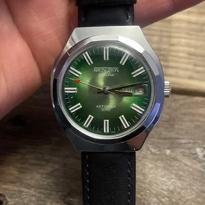 Vintage Kronotron Electra Green Face Anti shock 2000 - Picture 1 of 4