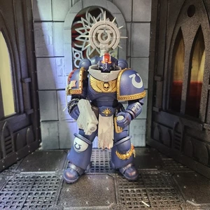 Ultra Warrior Legion Iron Halo mit Legion Icon für JoyToy Loyalist Marine Figuren - Bild 1 von 8