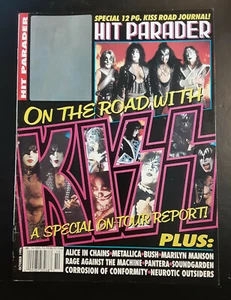Holograma Hit Parader octubre 1996 en la carretera con beso Gene Simmons  - Imagen 1 de 2