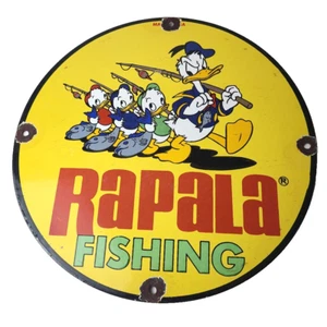 Vintage Rapala Angelköder Werbeschild - Donald Duck Porzellan Zapfsäule Tellerschild - Bild 1 von 14