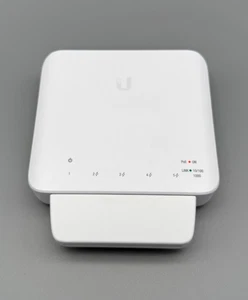 Ubiquiti Networks 5-Port Layer Switch - White (USW-FLEX) - Picture 1 of 3