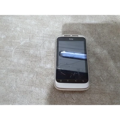 HTC Wildfire S PG76100 Smartphone White Wi-Fi 3.2" LCD 5MP 512MB - For Parts - Image 1 of 4