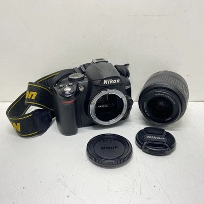 Nikon D3000 10.2MP Digital SLR Camera w/ 18-55mm Lens - Image 1 of 4