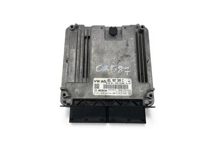 OK587 SKODA Engine Control Unit ECU 05L907309C 0281035649 - Image 1 of 4