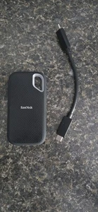 SanDisk Extreme Go Portable SSD 2TB SDSSDE52-2T00-AC NEW SEALD BOX - Afbeelding 1 van 2