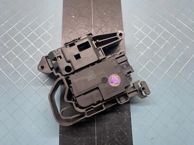 Trava de porta lavadora Maytag P# W11565030 W10804741 W11316250 - Imagem 1 de 3