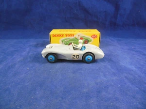 Dinky Toys 110 Aston Martin DB3 Sports en Gris Rn 20 Original y Excelente VN Como Nuevo - Imagen 1 de 12