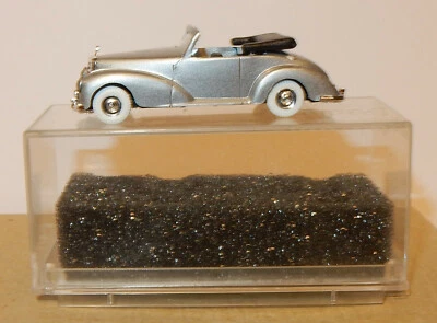 Praline Ho 1/87 Mercedes DB 300 S Cabrio Aperto Grigio Chiaro Metallo #4204 Box - Immagine 1 di 4