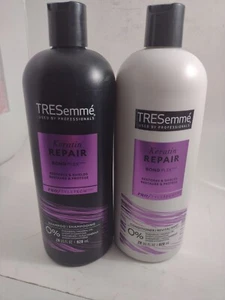 Set TRESemme Keratin Repair, Restores and Shields Shampoo + Conditioner, 28 oz - Picture 1 of 5