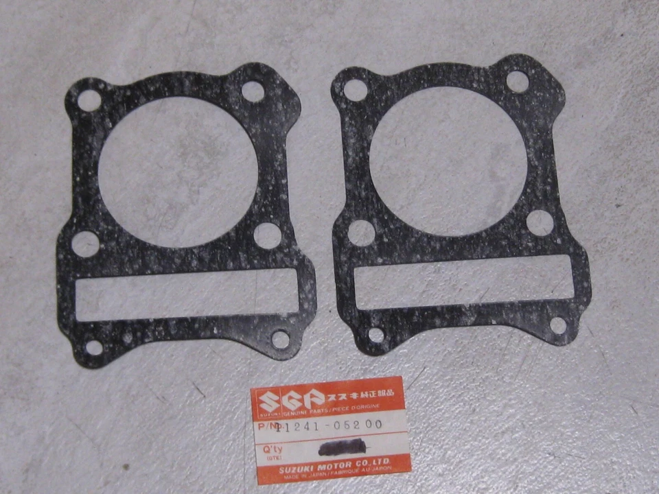 JUNTAS BASE CILINDRO SUZUKI SP125/LT125/GN125/DR125/ALT125 (2) ¡NOS! Foto 1 de 1