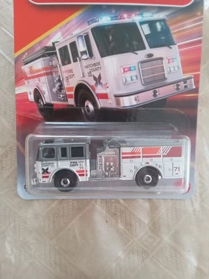 Matchbox Pierce Arrow Camión de Bomberos Blanco Vehículo de Emergencia Diecast Escala 1/64  Foto 1 de 4