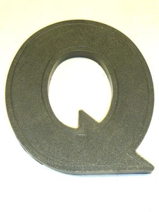 VINTAGE WAGNER ART DECO 8" SCHWARZ FESTZELT SCHILD BUCHSTABE "Q" - Bild 1 von 2