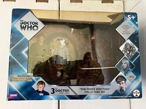 Doctor Who - The Three Doctors Collectors Set. Action Figures - Picture 1 of 8