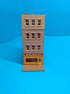 ho scale Model Power Pola 4 stöckig Sneeds Feeds & Tools Store - Bild 1 von 6